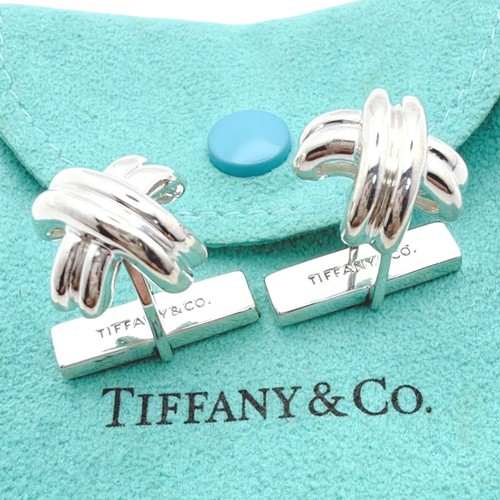Tiffany 1992 signature - &, co.