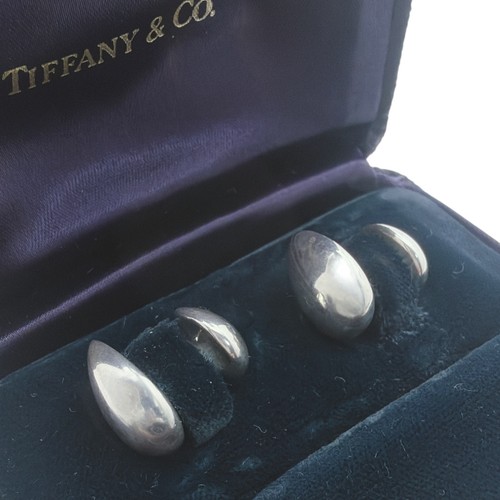 Tiffany teardrop - &,